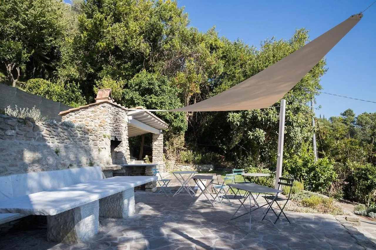 Bed & Breakfast Mom'S Villa