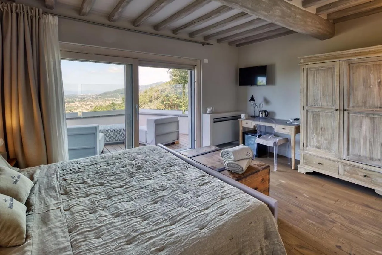 Mom'S Villa